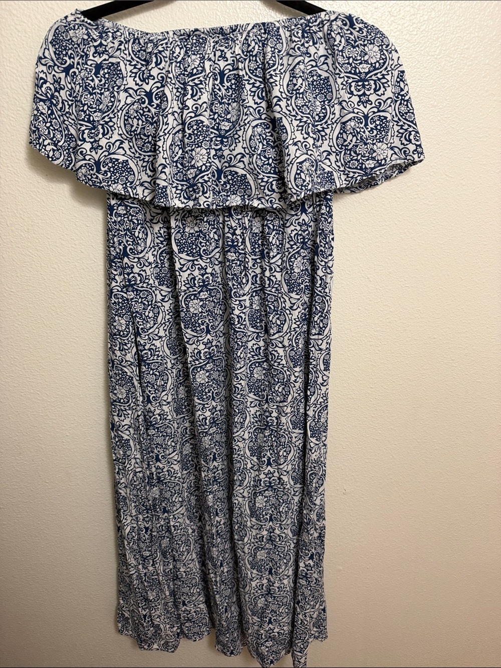 Off-Shoulder Maxi Dress in Navy and White